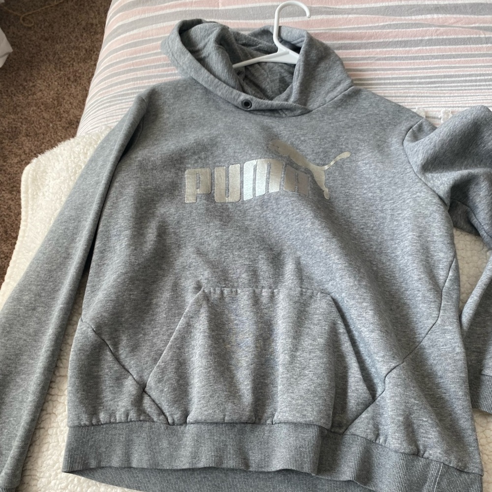 Puma sweatshirt